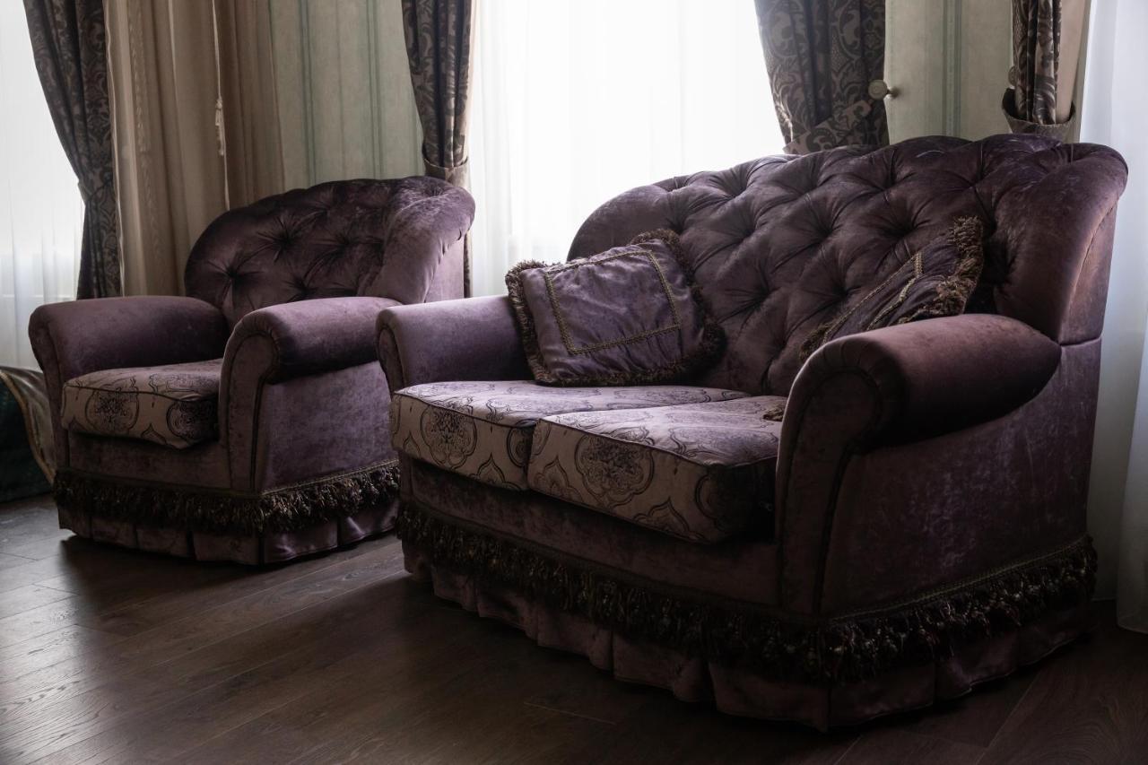 Hotel "Mandarin Clubhouse" Харьков Экстерьер фото